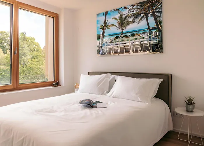 Media Bay In Kirchberg By Rentaroo *