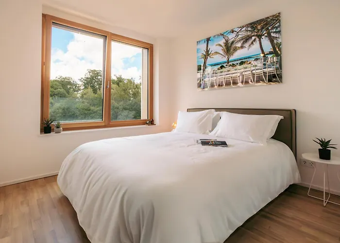 Media Bay In Kirchberg By Rentaroo 卢森堡