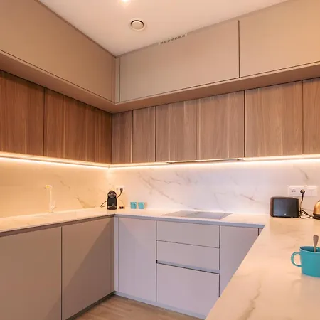 Media Bay In Kirchberg By Rentaroo Apartment *