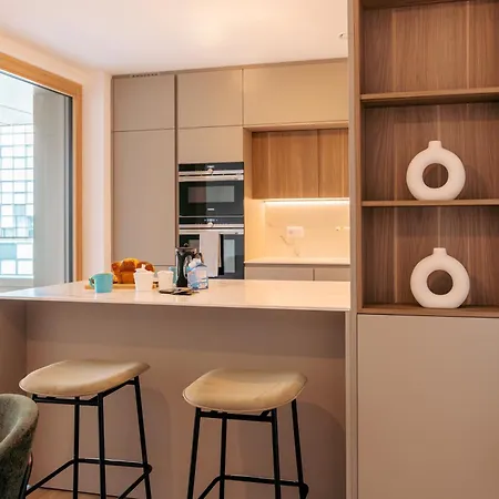 Media Bay In Kirchberg By Rentaroo Apartamento