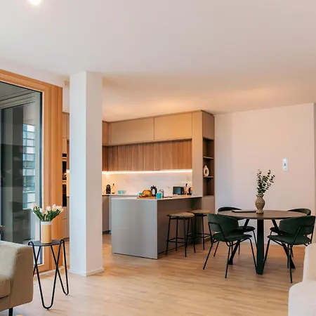 Media Bay In Kirchberg By Rentaroo Apartamento Luxemburgo