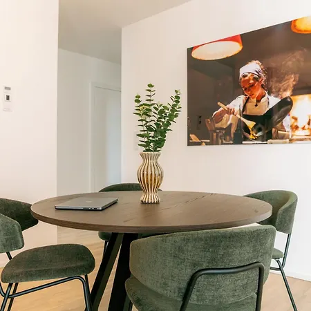 Media Bay In Kirchberg By Rentaroo