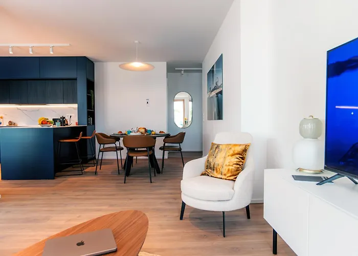 Media Bay In Kirchberg By Rentaroo * Luxemburg