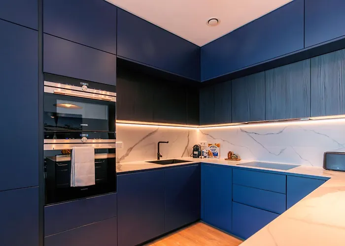 Appartement Media Bay In Kirchberg By Rentaroo Luxembourg