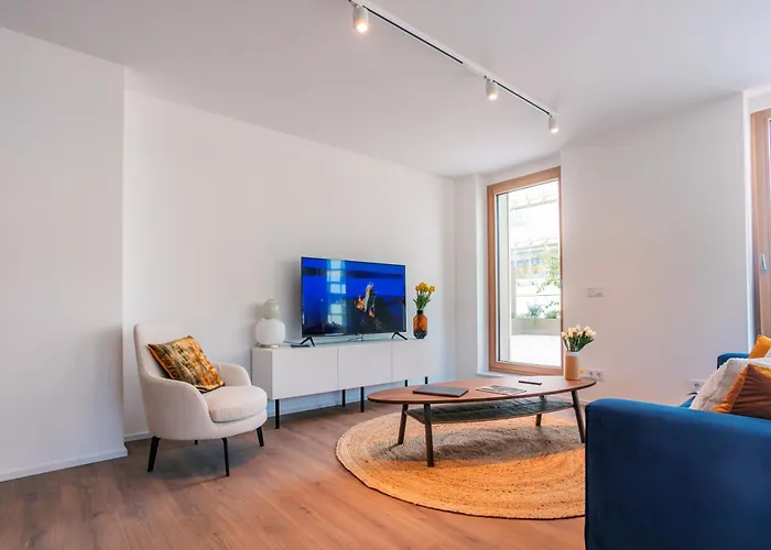 Media Bay In Kirchberg By Rentaroo Apartment