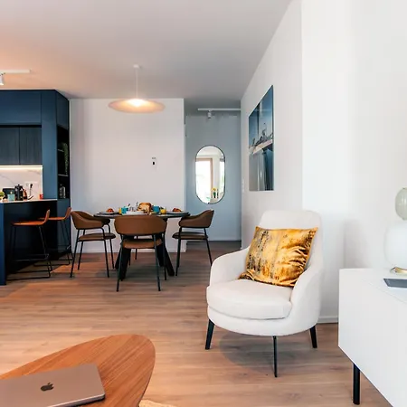 Media Bay In Kirchberg By Rentaroo * Luksemburg