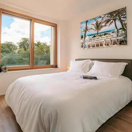 Media Bay In Kirchberg By Rentaroo Luksemburg